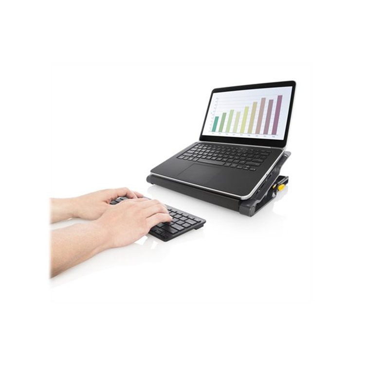 Targus Chill Mat + With 4-Port 2.0 Hub Targus Chill Mat + With 4-Port 2.0 Hub